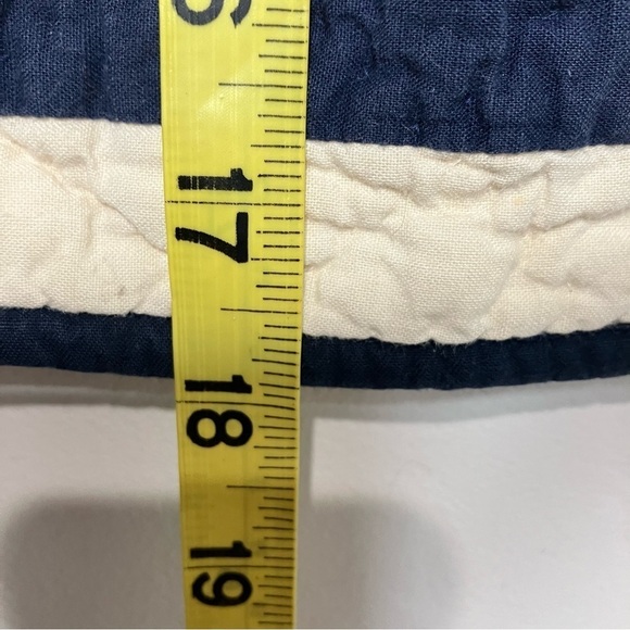 Quilts by Pradeep Kumar pieced & quilted house wallhanging - Picture 4 of 7